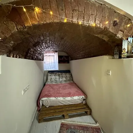 Cihangir'de Merkezi Bir Guezel Bir Lägenhet