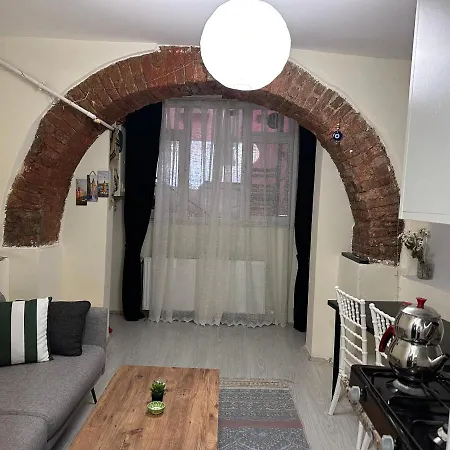 Cihangir'de Merkezi Bir Guezel Bir *